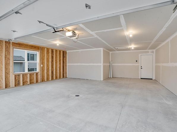 W274 Madison AVENUE, Ixonia, WI 53036