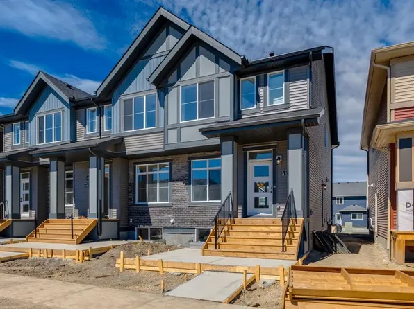 263 N Sora Blvd SE, Calgary, AB T3S 0M7