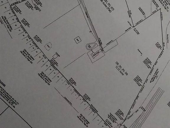 3rd image of 1000 Oldham Ave
