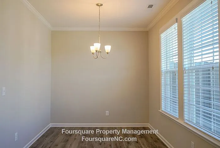 6405 Giddings St — Photo 20