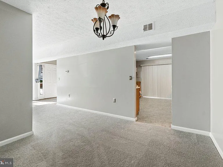 10477 Campus Way S — Photo 13