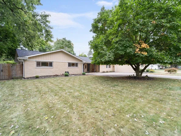 4050 Cadena Ln, Fort Wayne, IN 46815