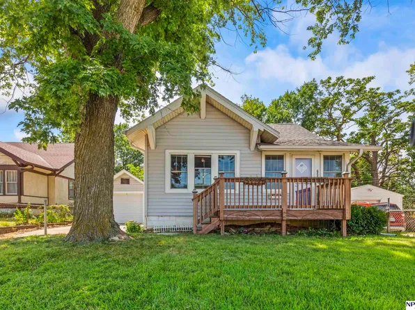 6501 Military Ave, Omaha, NE 68104