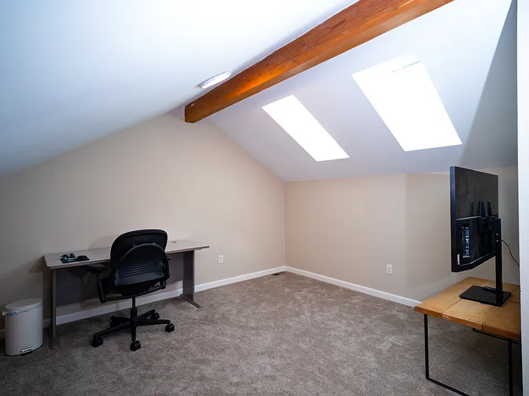 2829 Springdale Ln — Photo 13