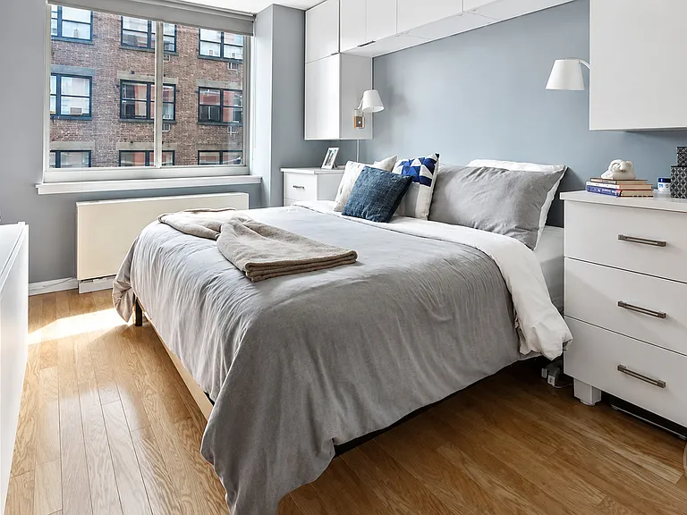 520 W 23rd St #6G — Photo 5