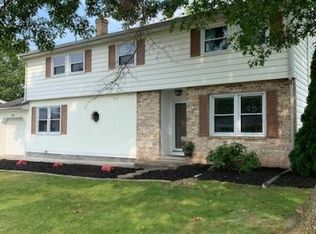 210 Ewell Ave, Gettysburg, PA 17325