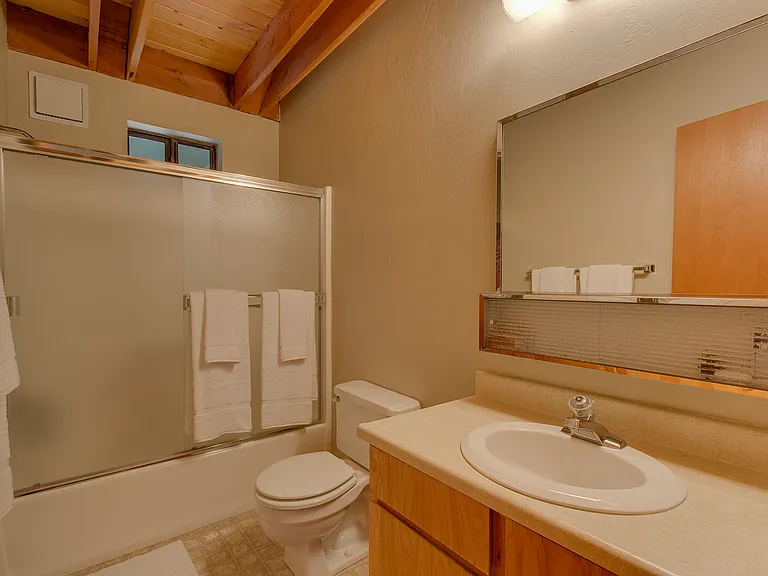 760 Rawhide Dr — Photo 10