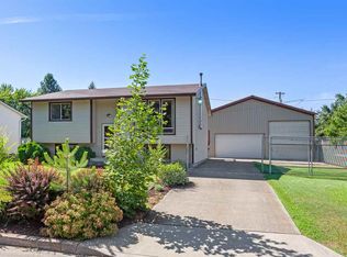 18104 E Maxwell Ave, Greenacres, WA 99016