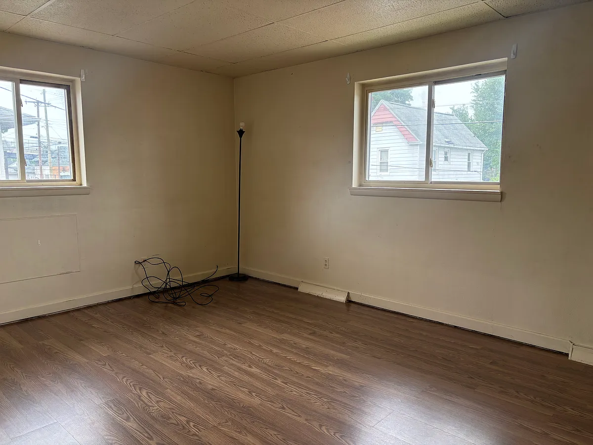 Building Photo - 76 Pratt Ave #78B