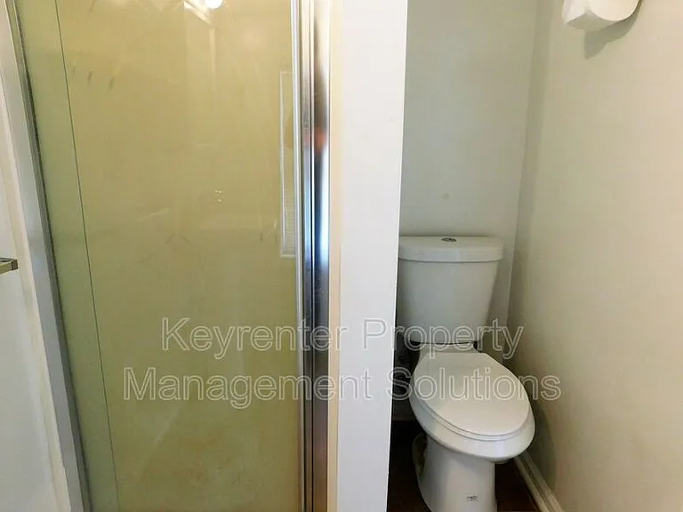404 Cherry Ave #C — Photo 19