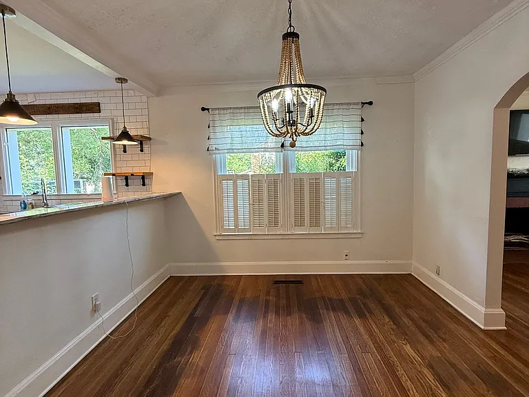 718 E 15th Ave — Photo 13