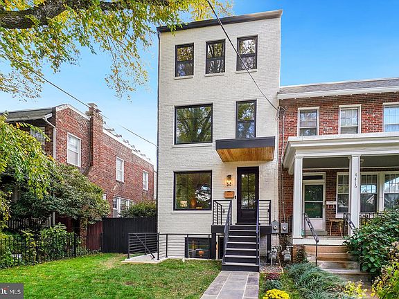 3rd image of 4414 Harrison St NW