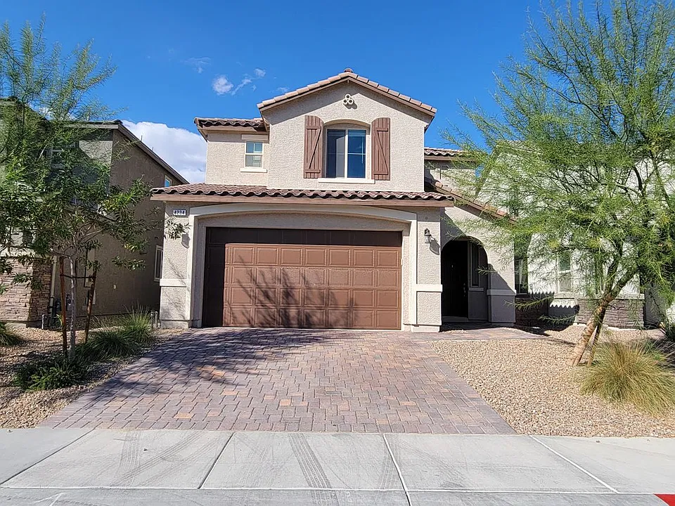4234 Enchanting Sky Ave