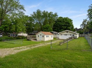 817 Annetta Ave, Jackson, MI