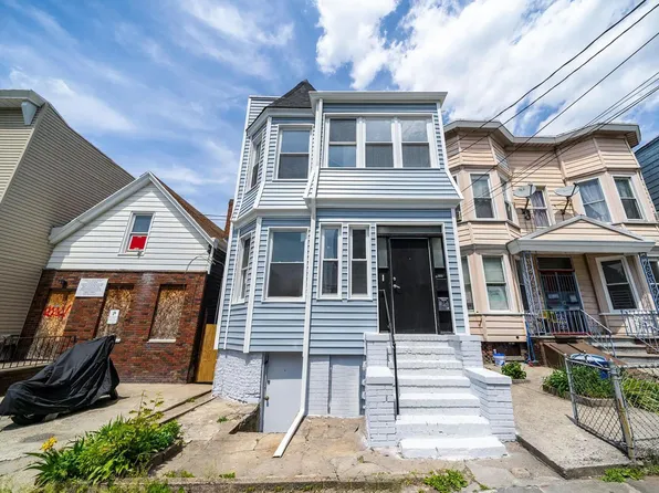 110 Cottage St, Jersey City, NJ 07306