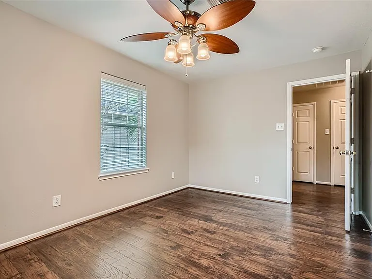 3810 Breaker Ct — Photo 22