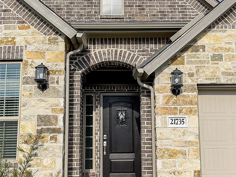21735 N Enchanted Rock Dr — Photo 3