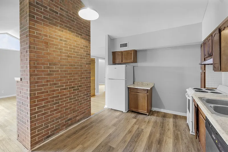 2 bed, 1.0 bath, 800 sqft, $1,450 — Photo 3
