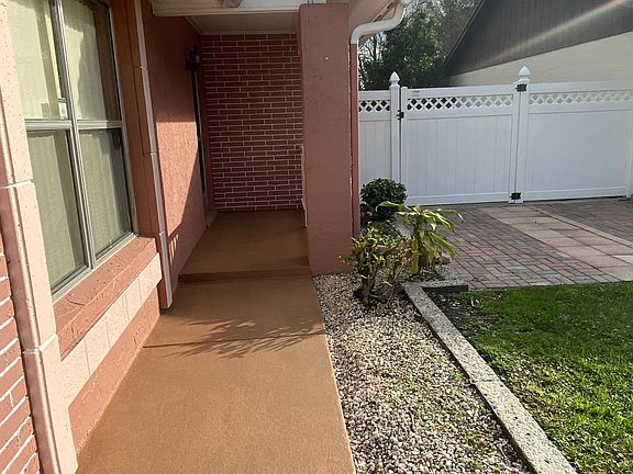 5th image of 12433 Coriander Dr