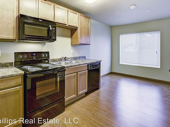 4th image of 12300 Ambaum Blvd SW APT 306