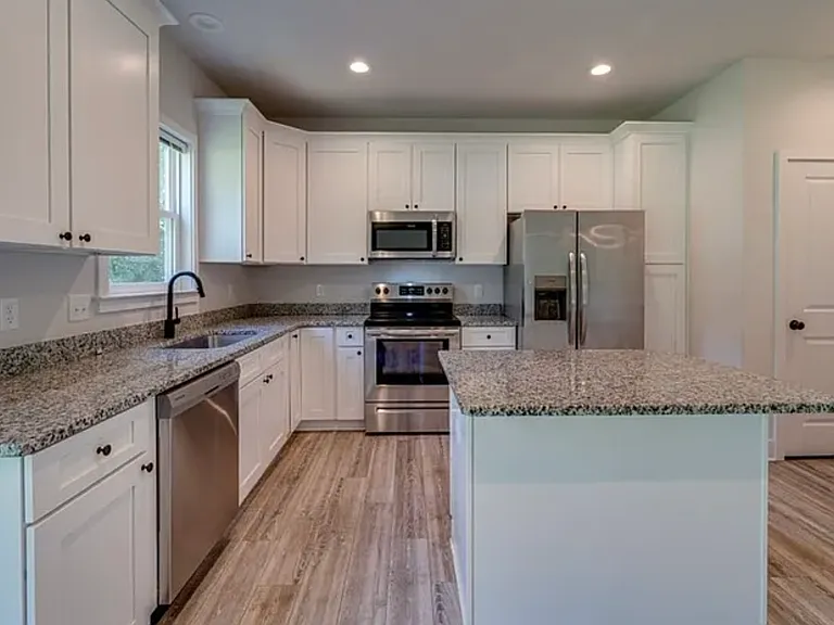 7 Limox Ln — Photo 6