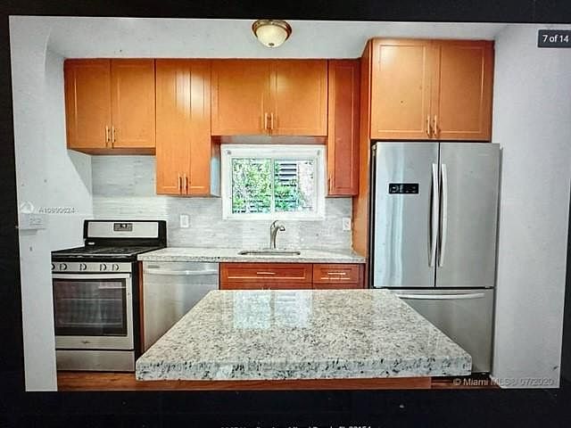 front view of gourmet kitchen