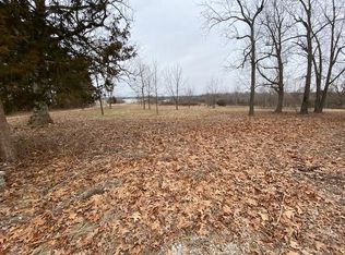 2760 N Stonecrest Ln, Springfield, MO 65803