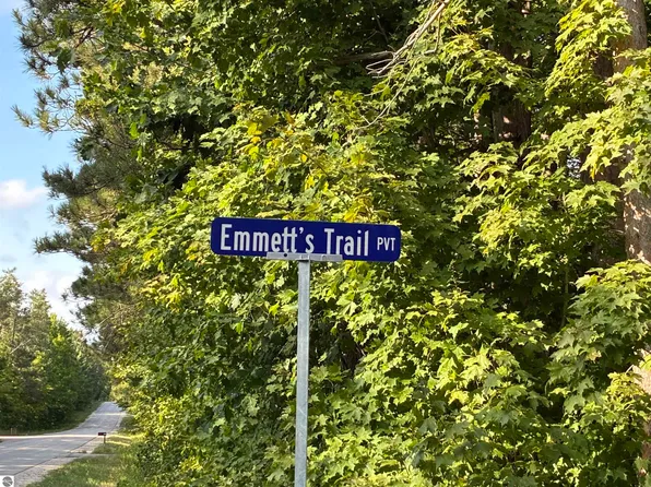 Emmetts Trl Lot C, Lake Ann, MI 49650