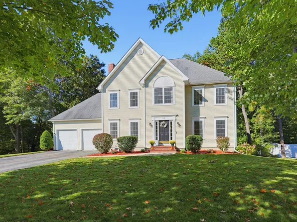 95 Cathedral Dr, Attleboro, MA 02703