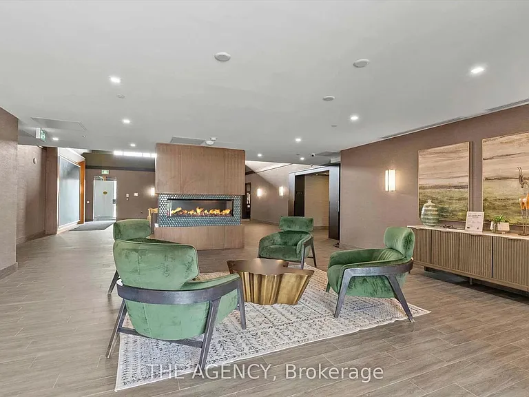 450 Dundas St E #101 — Photo 2