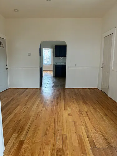 1630 W 18th Pl #2R Photo 1