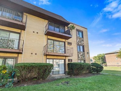 1279 Harding Ave APT 2B, Des Plaines, IL, 60016