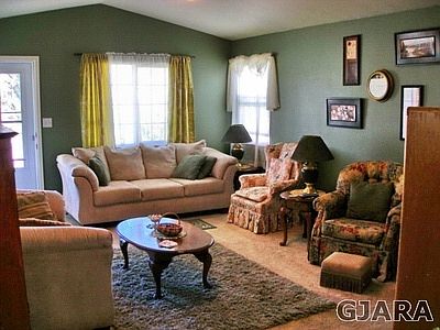 Welcome to Meade Ct.