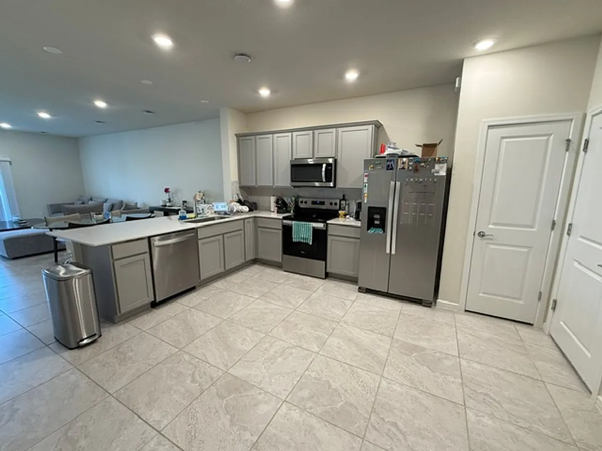 Building Photo - 2554 Winsome Way