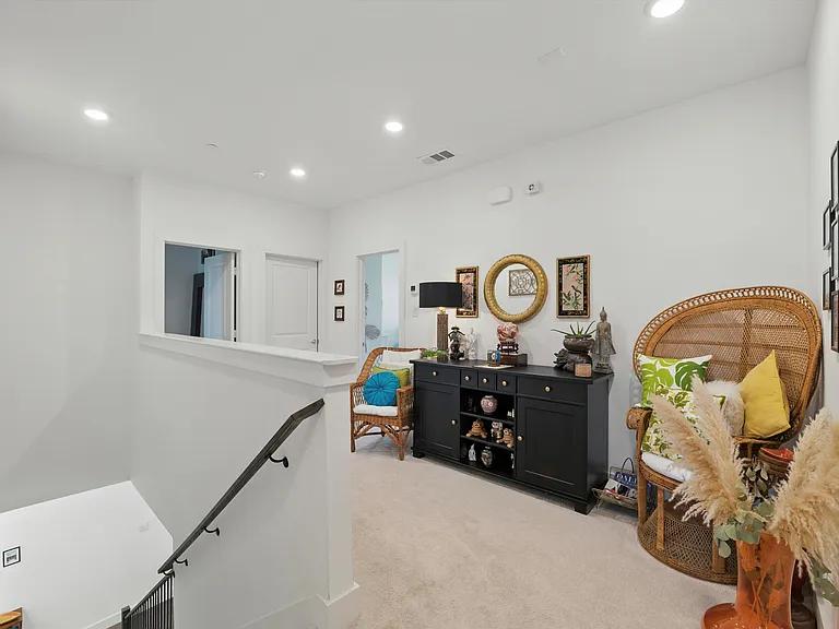 1078 Maverick Dr — Photo 18