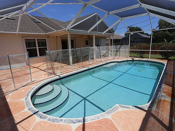 2nd image of 2433 SE Camarin St