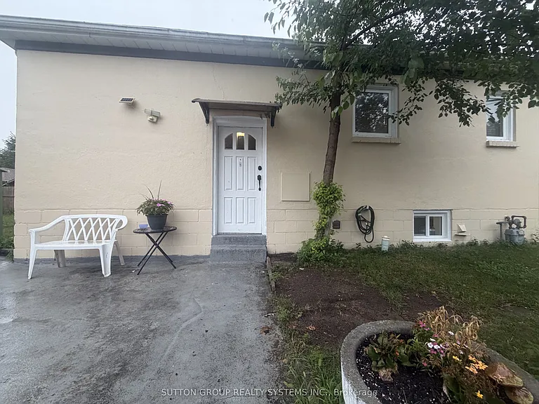 3 Tyrone Ave #LOWER LEVEL — Photo 19