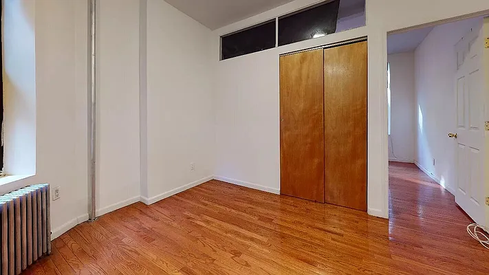 Rented by Emerson Realty NY LLC | media 5