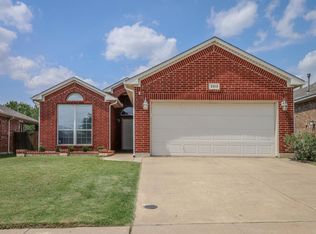 3913 Wellsburg Way, Fort Worth, TX 76244