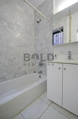 Rented by Bold New York | media 16