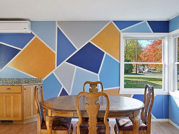 4th image of 6239 Aldrich Ave S