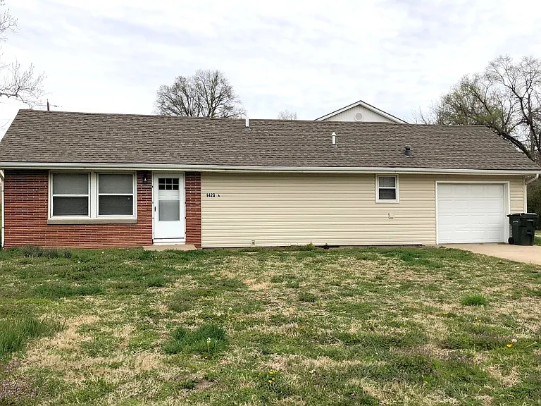 1420 Choctaw St — Photo 11
