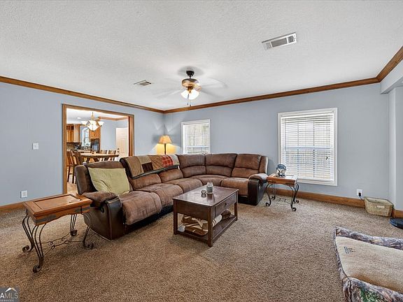 5th image of 550 Damascus Church Rd