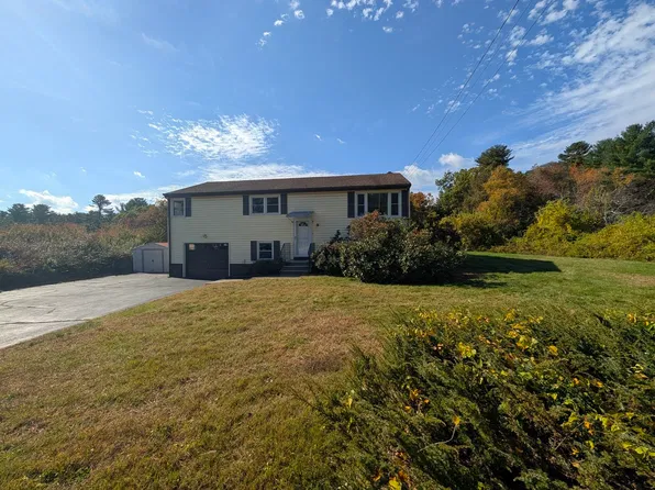 139 Charlton St, Oxford, MA 01540