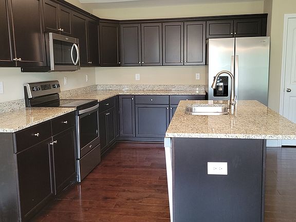 4th image of 108 Auburn Ln