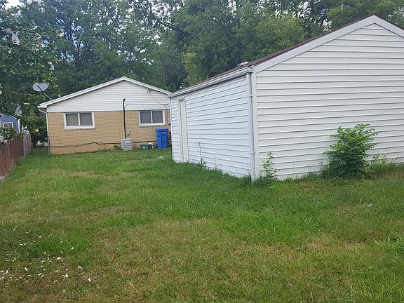 5th image of 26115 Pennie St