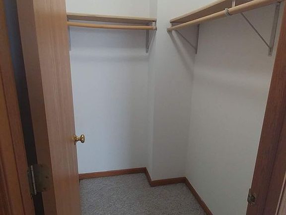5th image of 1044 Regent Dr #14