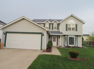 306 Homewood Dr, Bolingbrook, IL 60440