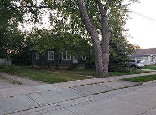 1321 Broad St, Oshkosh, WI 54901