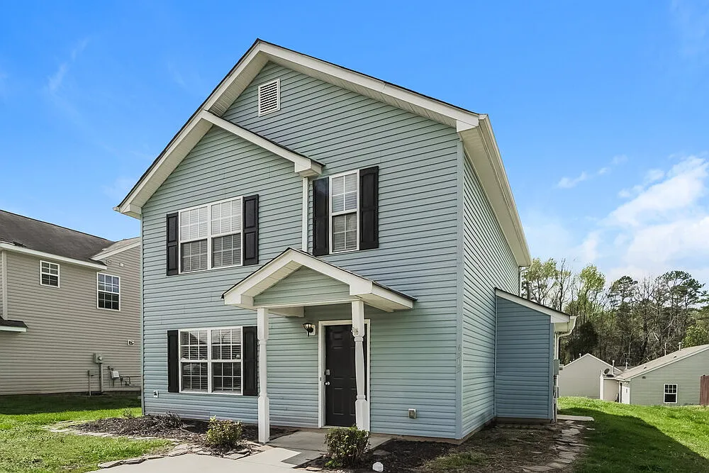 3 bed, 2.5 bath, 1344 sqft, $2,165 — Photo 4